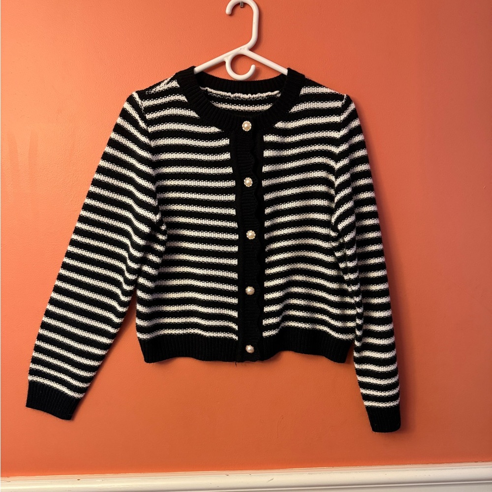 SHEIN Black and White Striped Cardigan